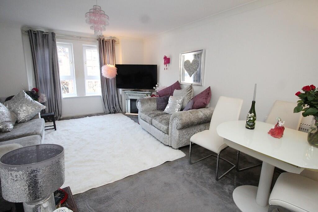 Hartfield Court, Dumbarton photo 2