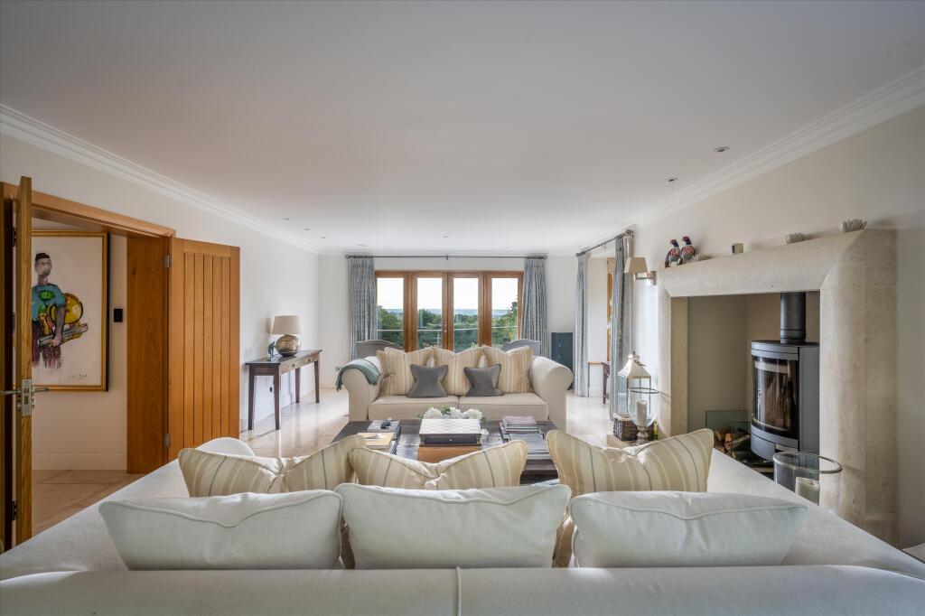 House in Redhill - More