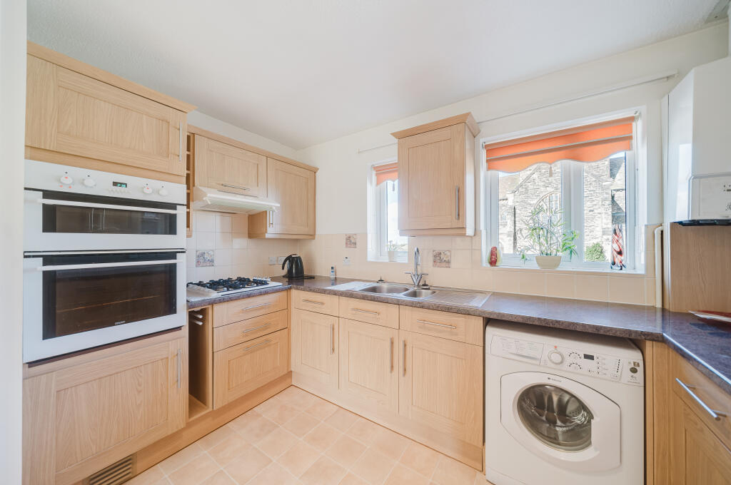 Apartment in Chester - View 5