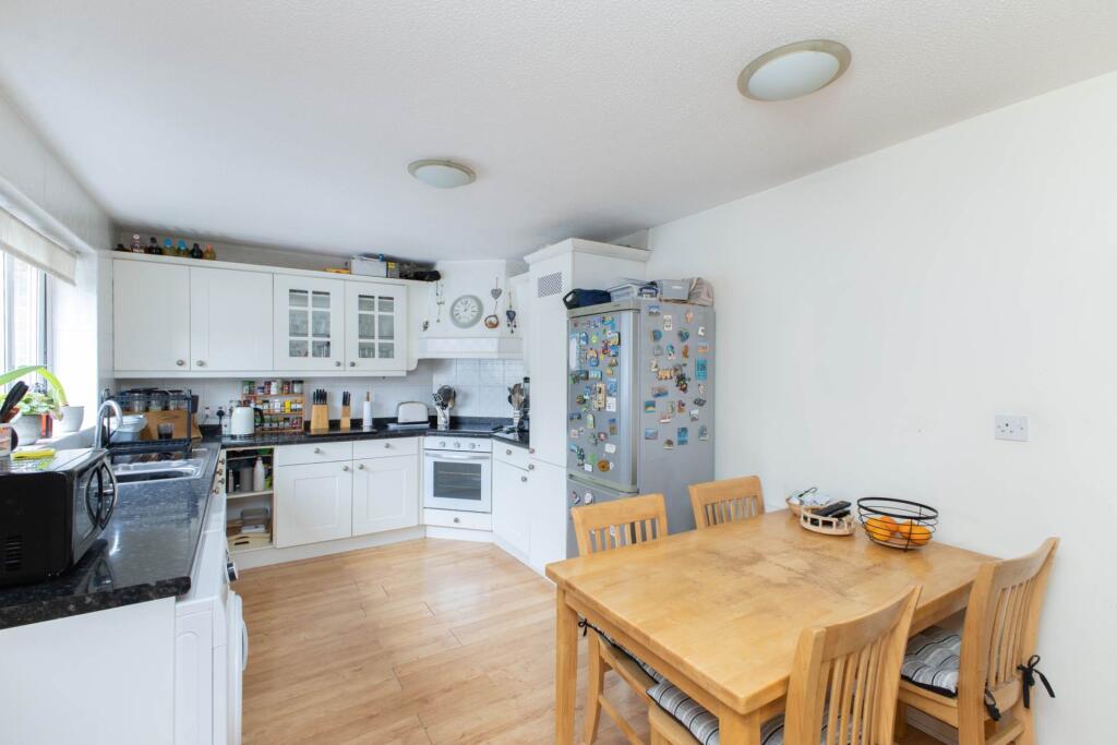 Cook Road, Horsham - View 3