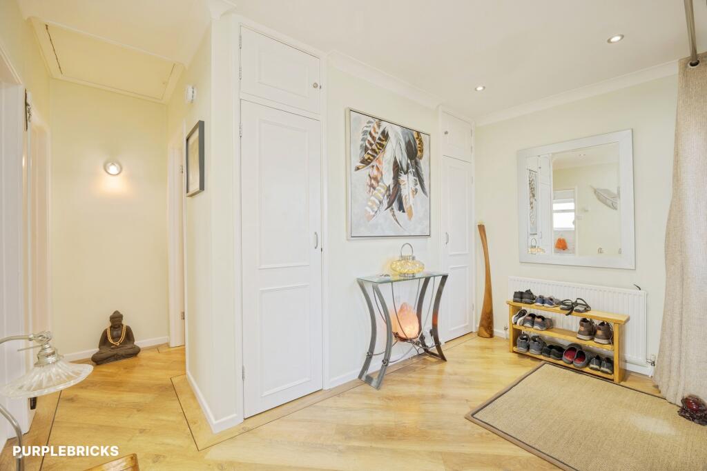 House in Tonbridge - View 3