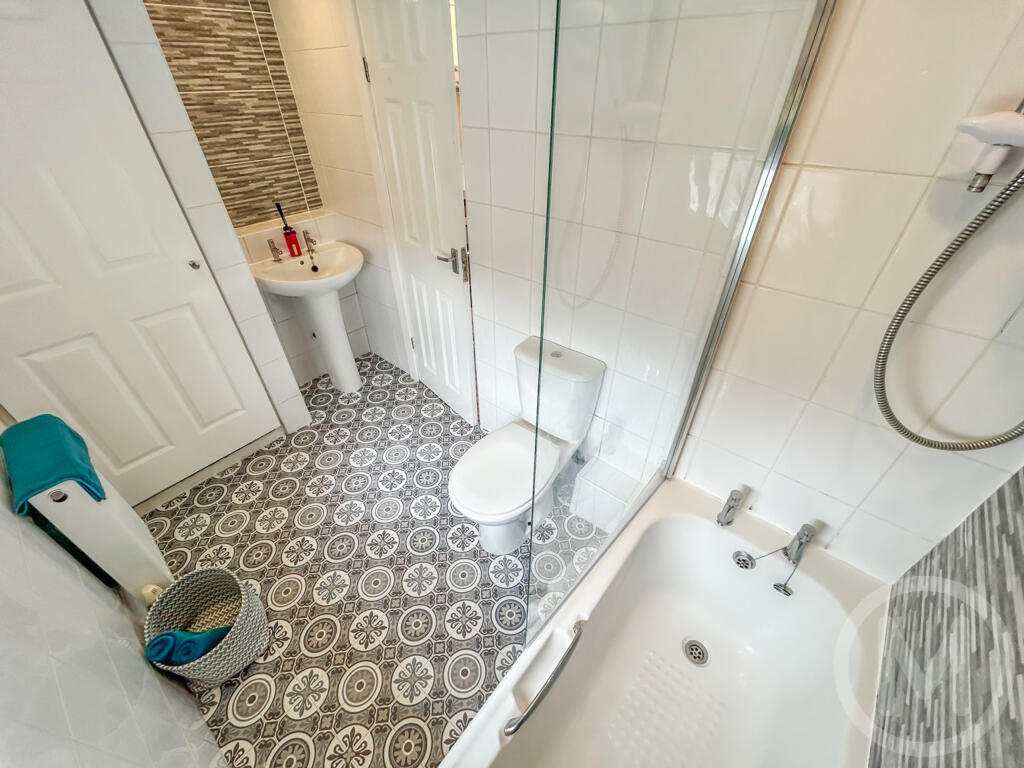 Apartment in Blackpool, Queenstown - More