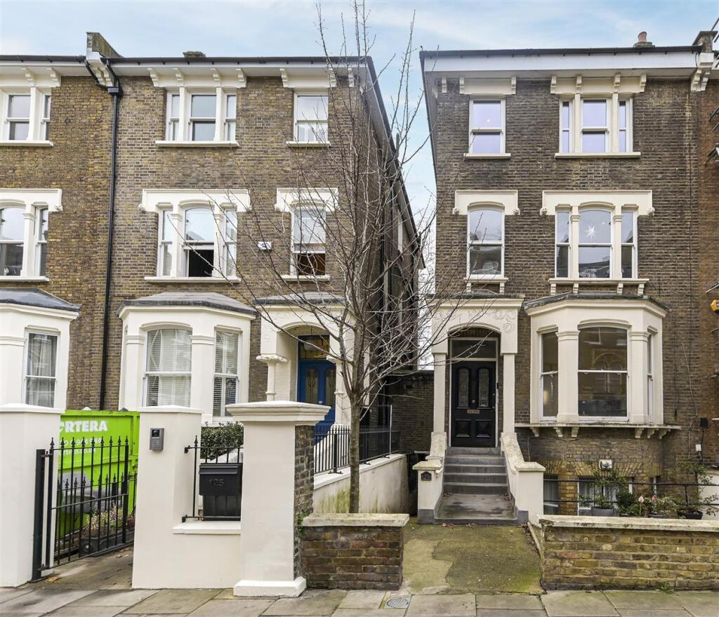 Main image of property: Randolph Avenue, London