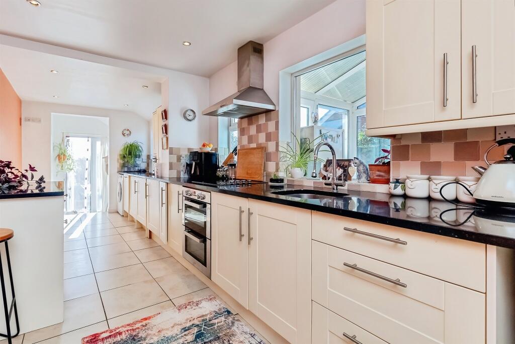 House in Northampton - View 5