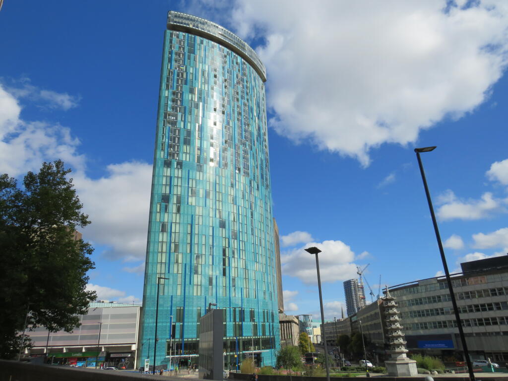 Main image of property: Holloway Circus, Beetham Tower, BIRMINGHAM