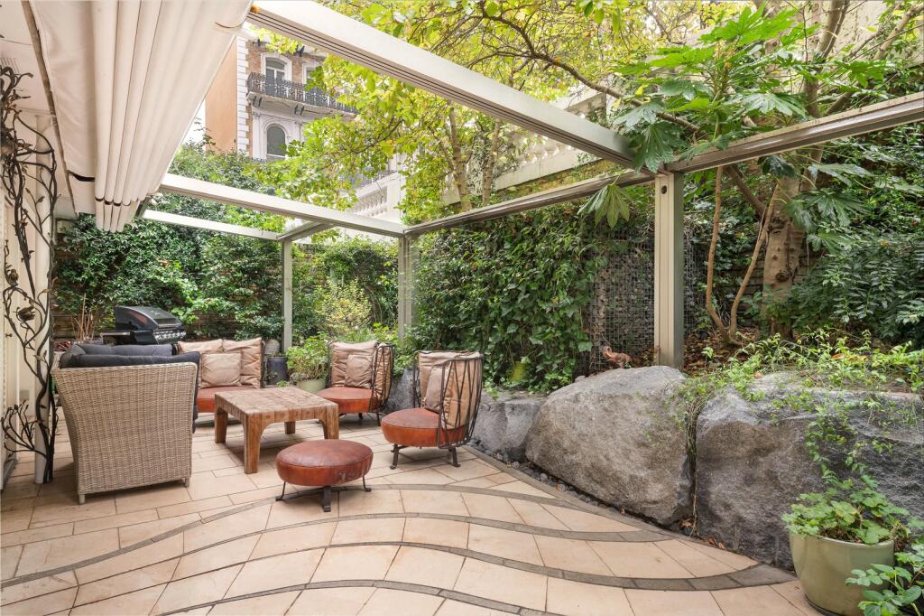 House in London, Hans Town, Chelsea - View 3