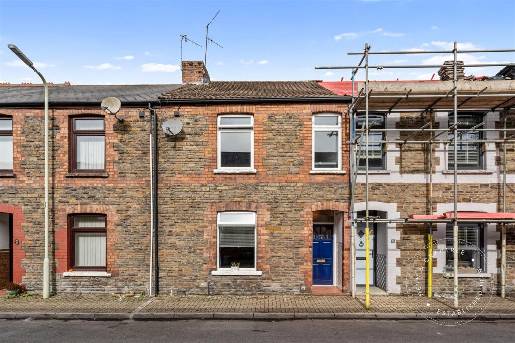 3-bed terraced on Anchor Street, Taffs Well, Cardiff, £275,000