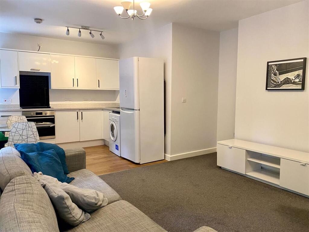 Apartment in Bristol, Old Market, St Paul's - View 4