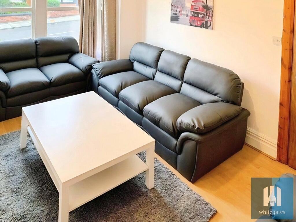 6 bedroom terraced house for rent