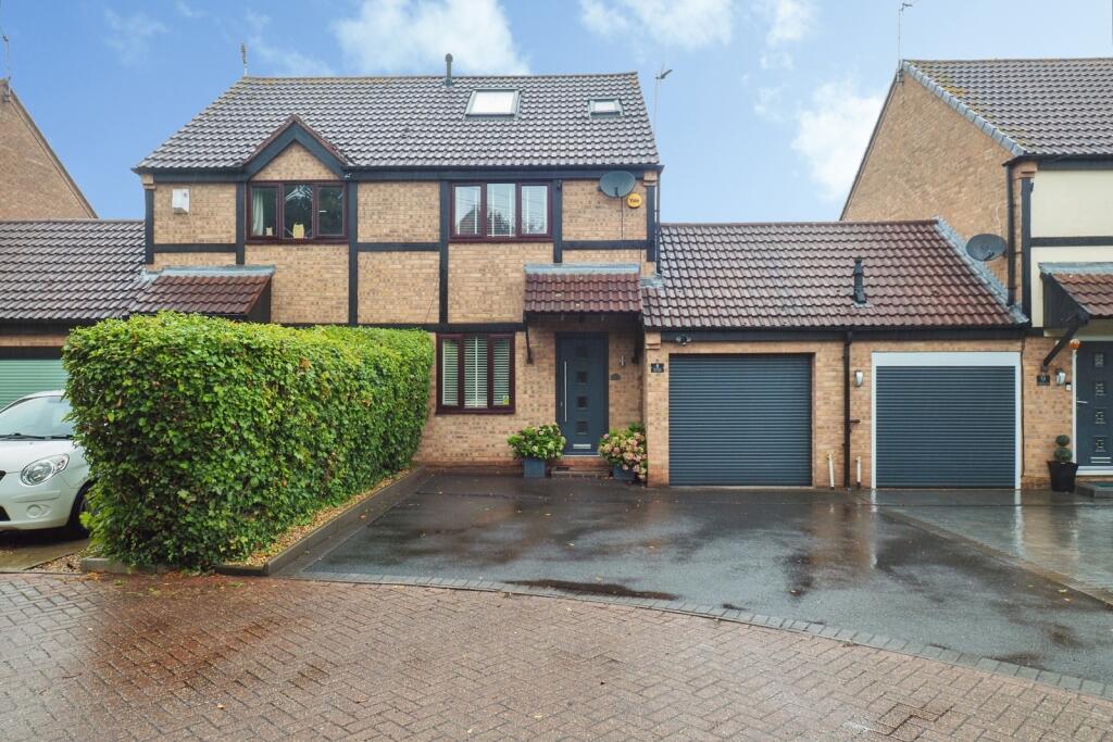 Main image of property: Stornoway Court, Beeston, Nottingham, Nottinghamshire, NG9