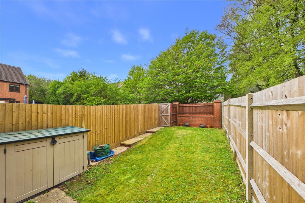 House in Basingstoke and Deane, Rooksdown - More