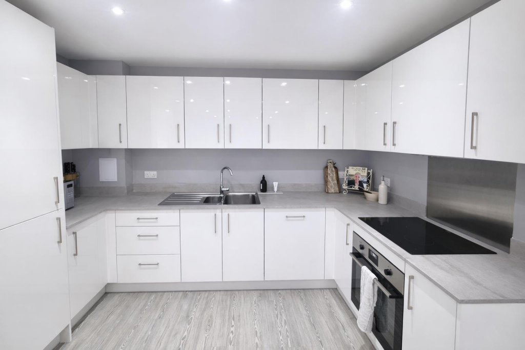 Apartment in Dacorum, The Image - View 2