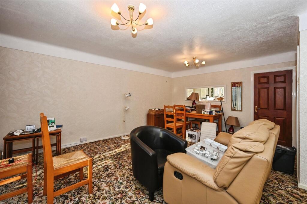Camborne Road, WARRINGTON, Cheshire, WA5 photo 3