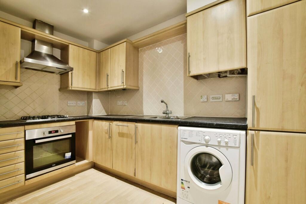 Apartment in Trafford, Greater Manchester - View 3