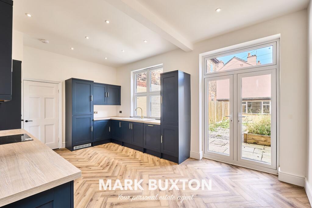 House in Stoke-on-Trent - View 3