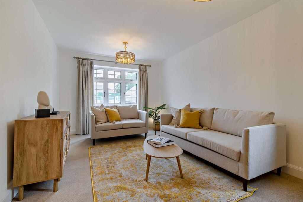 House in Swindon - View 2