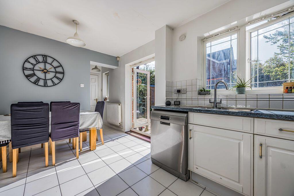 House in Chichester, Westbourne - More