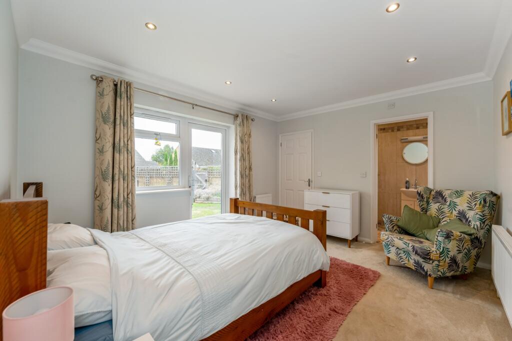 House in Fareham, Hampshire - View 5