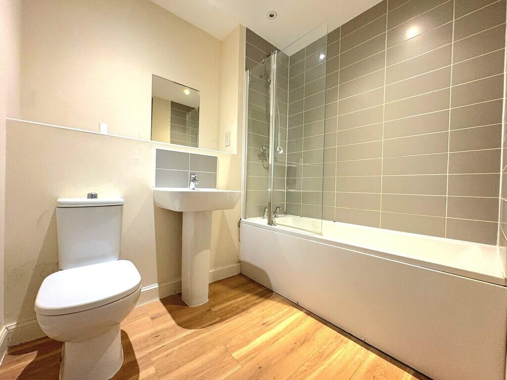 Apartment in Harrow - View 5