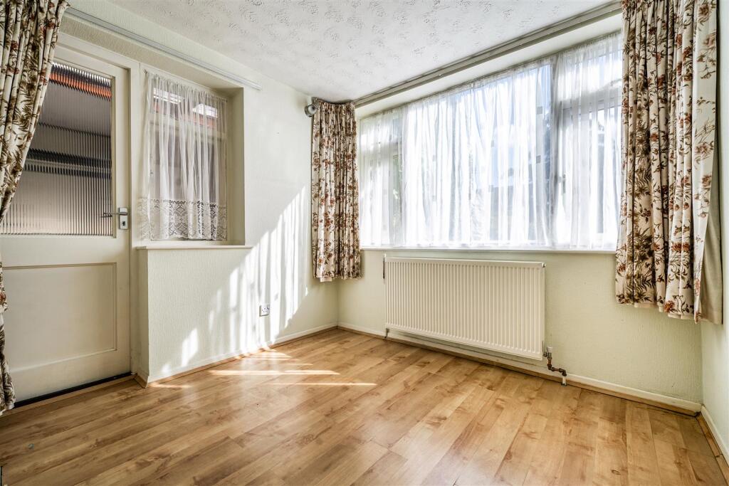 House in Milton Keynes - View 4