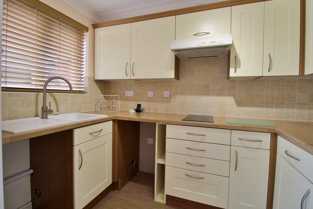 Apartment in Coventry - More