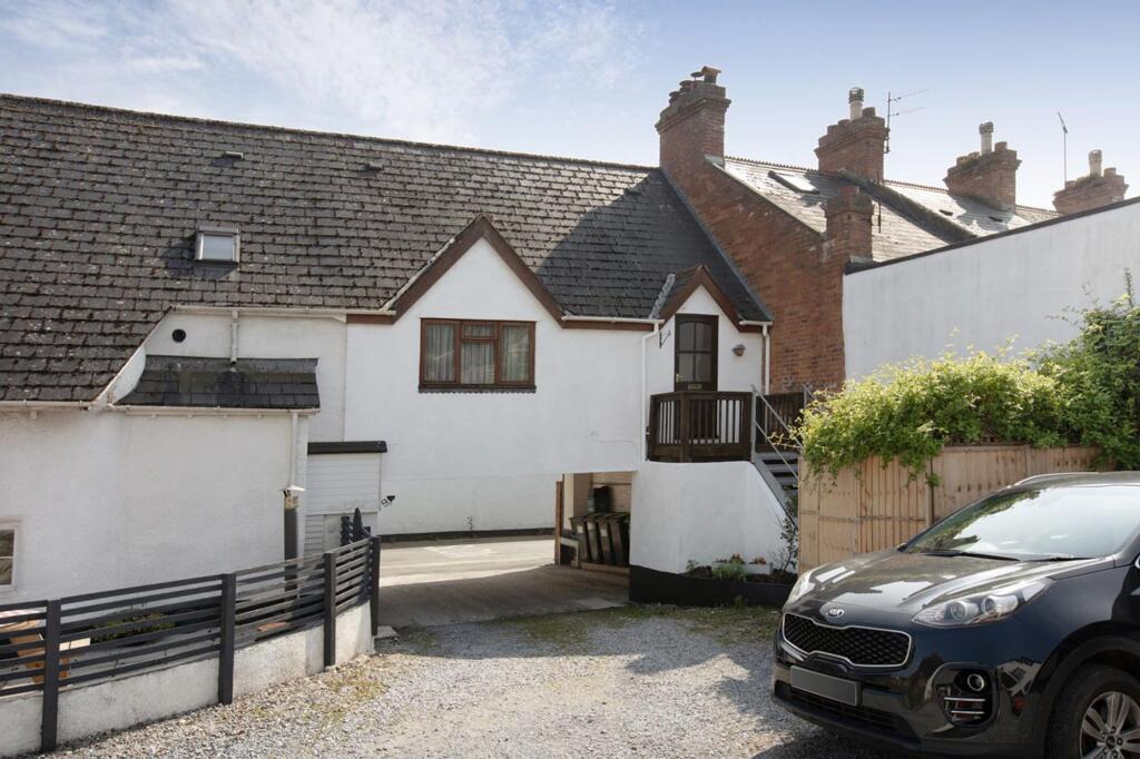 Main image of property: Howard Close, Dawlish, EX7