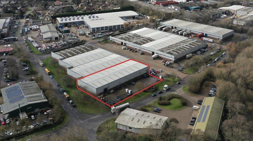 Main image of property: Unit Q Griffin Industrial Park, Brunel Road, Totton, Southampton, SO40 3SH
