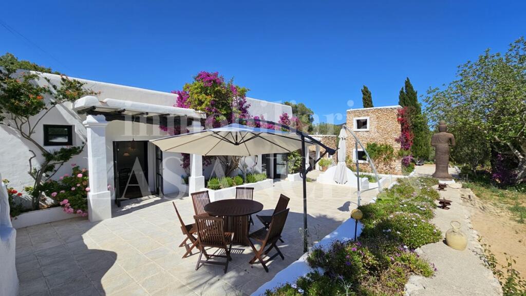 Main image of property: Balearic Islands, Ibiza, Santa Eulà ria Des Riu