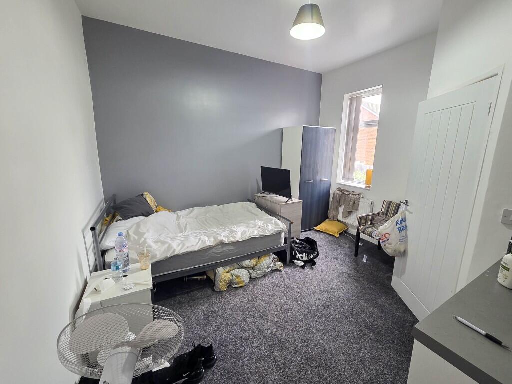 Coalshaw Green Road, Oldham, Greater Manchester, OL9 photo 5