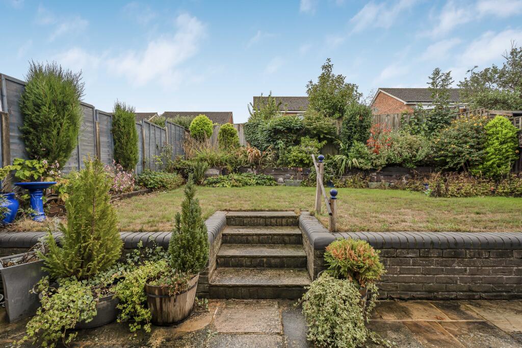 Additional image 16 of Broadstone Road, Harpenden, AL5