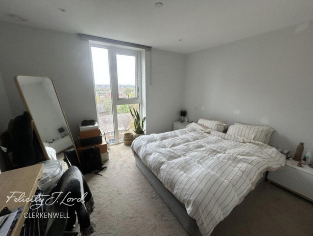 Main image of property: Newnton Close, London