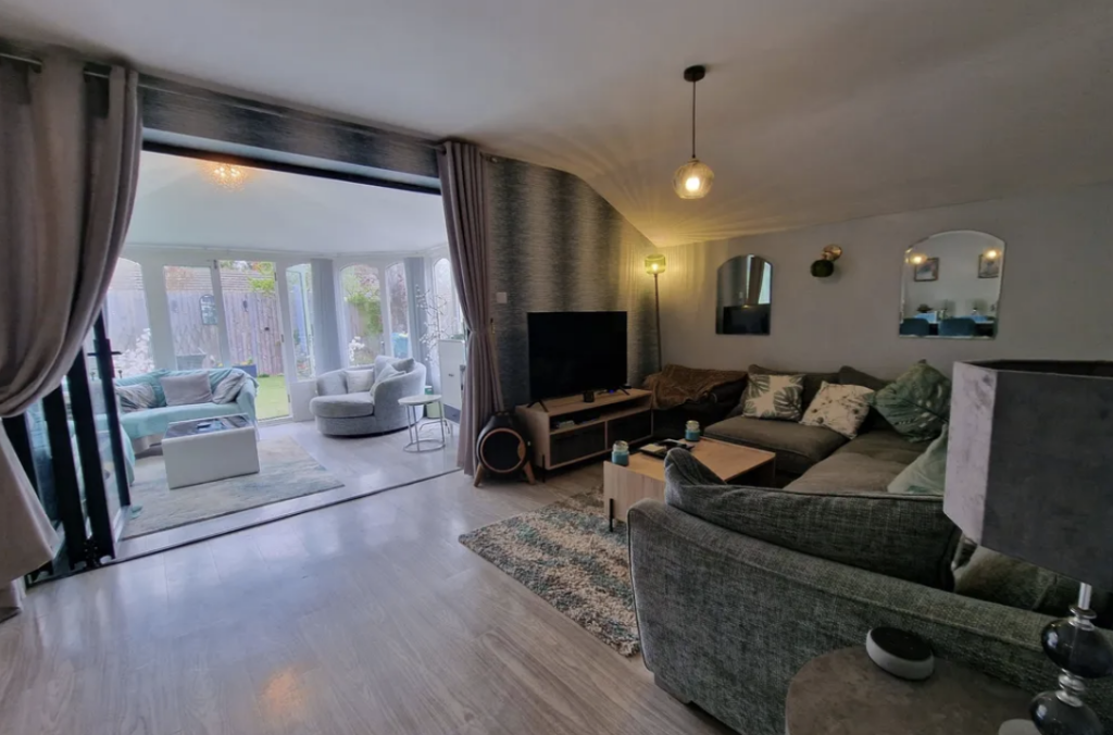House in Maidstone, Ulcombe - View 4