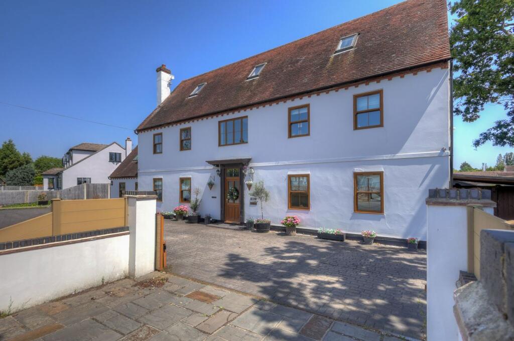 Main image of property: Church Road, Ramsden Bellhouse CM11