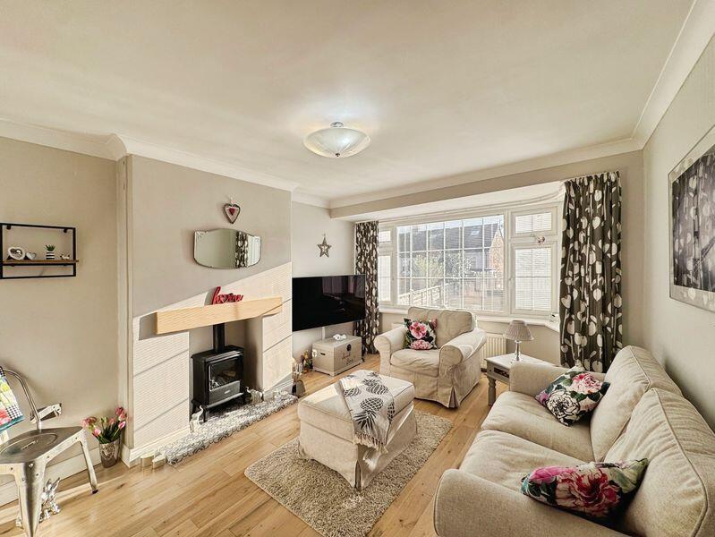 Charlton Gardens, Morpeth photo 2