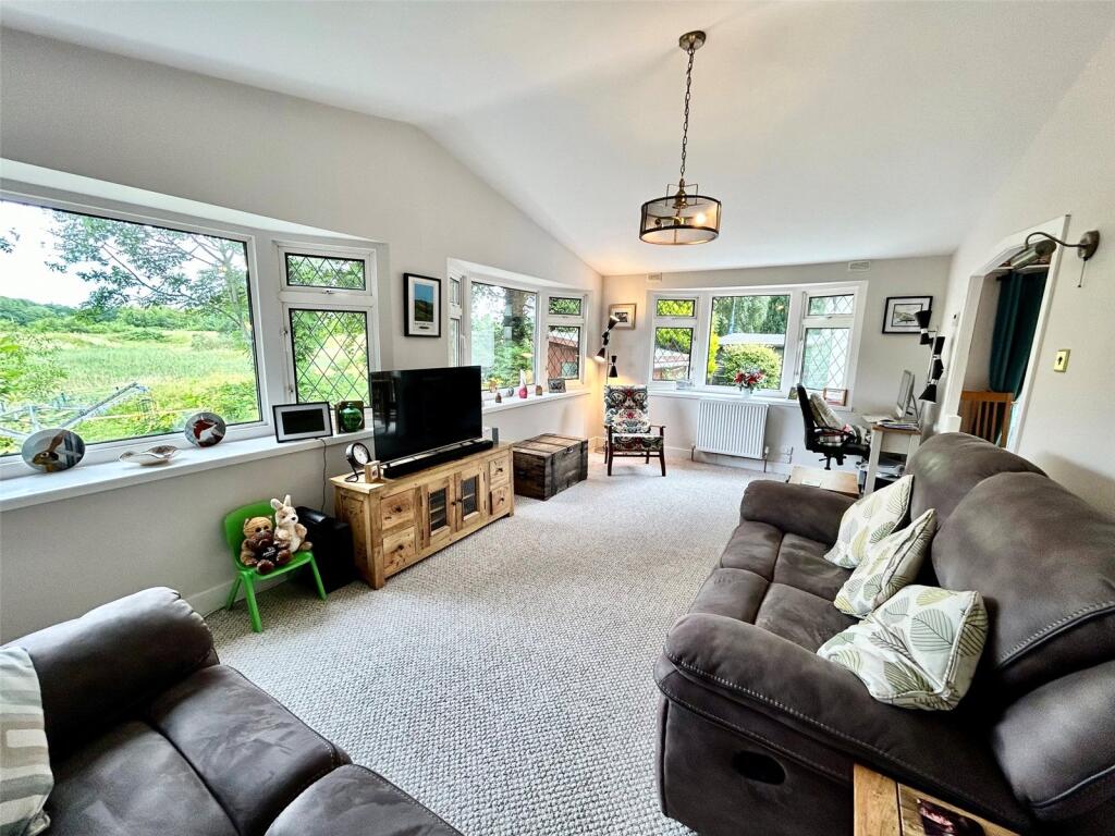 Oakland Glen, Walton-le-Dale, Preston, Lancashire, PR5 - View 2