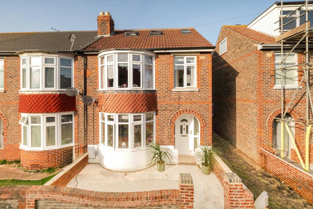 Main image of property: Jenkins Grove, Portsmouth