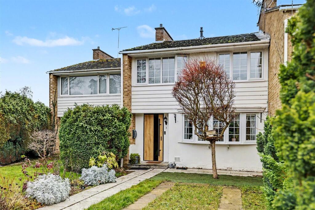 Main image of property: Porters Close, Buntingford