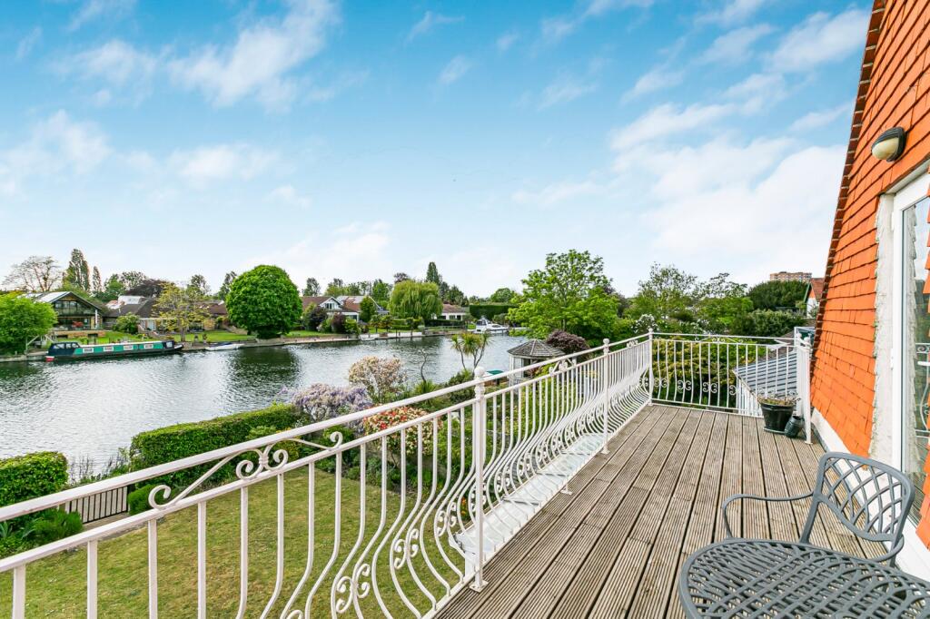 Main image of property: Thames Side, Staines-upon-Thames, Surrey, TW18