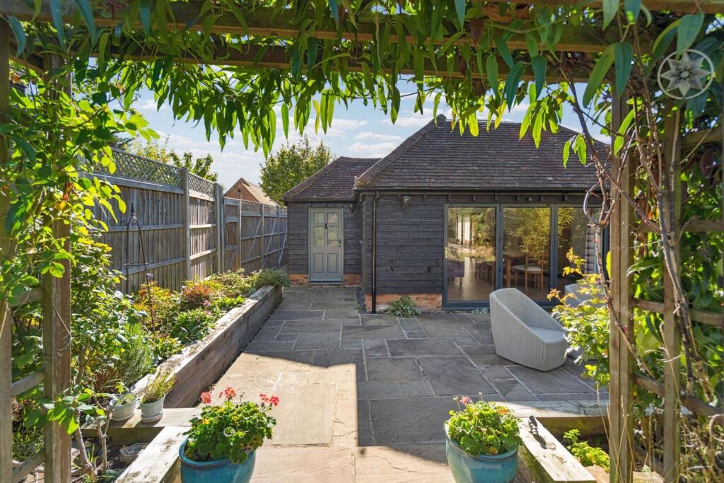 Main image of property: Bierton