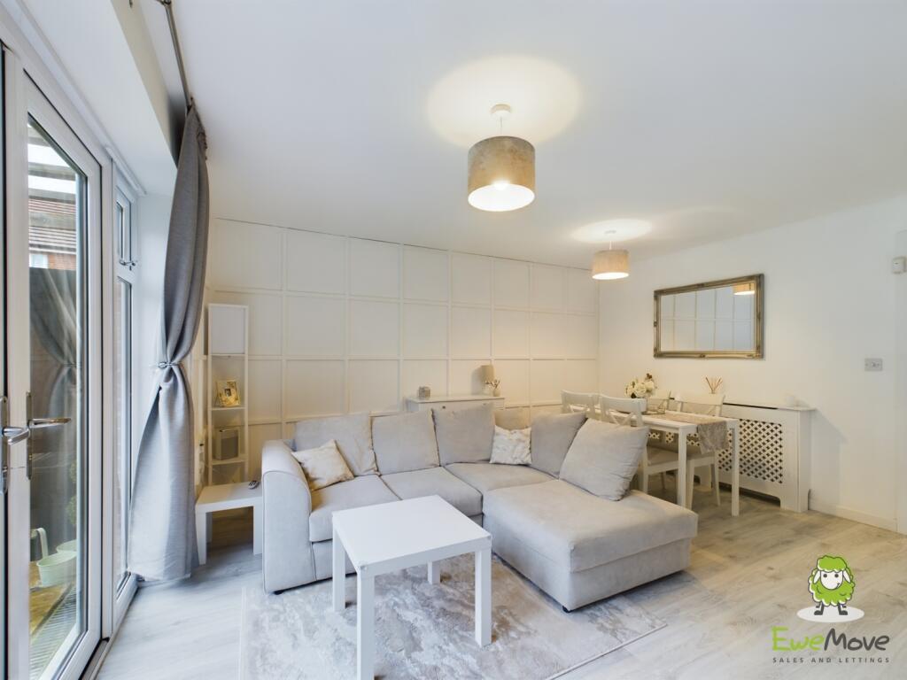 House in Basingstoke and Deane, Spiers Meadow, Popley - More