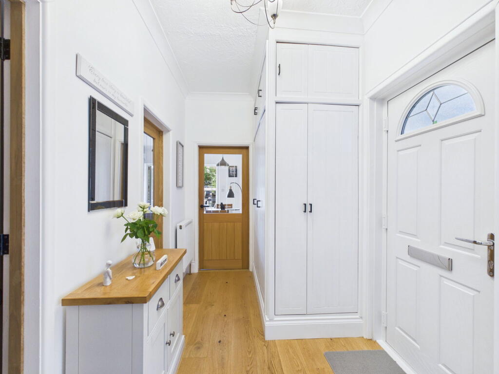 Apartment in Torquay - View 5