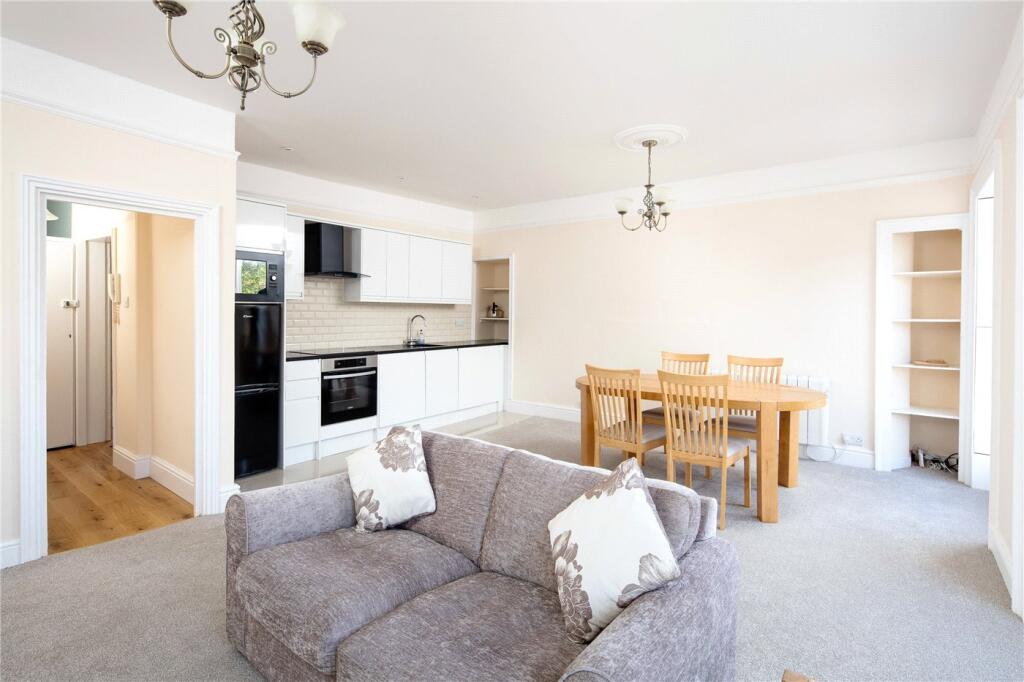 Apartment in Bath - View 4