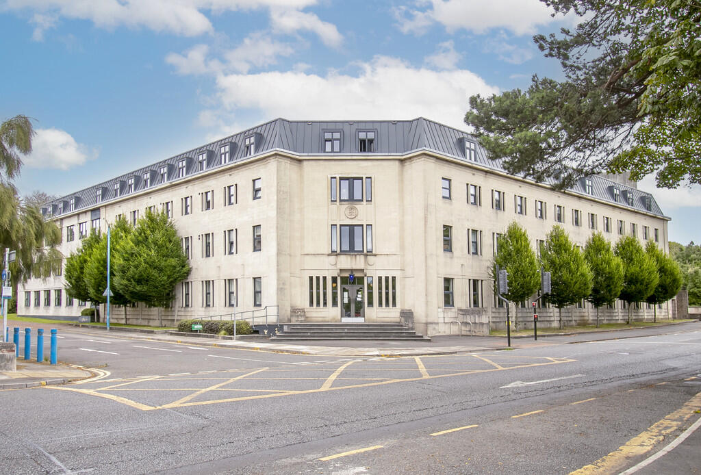 Apartment in Bournemouth - View 2