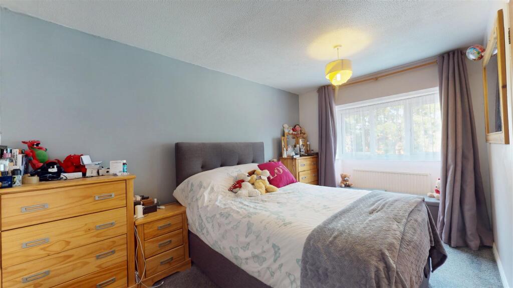 House in Milton Keynes, Campbell Park - More