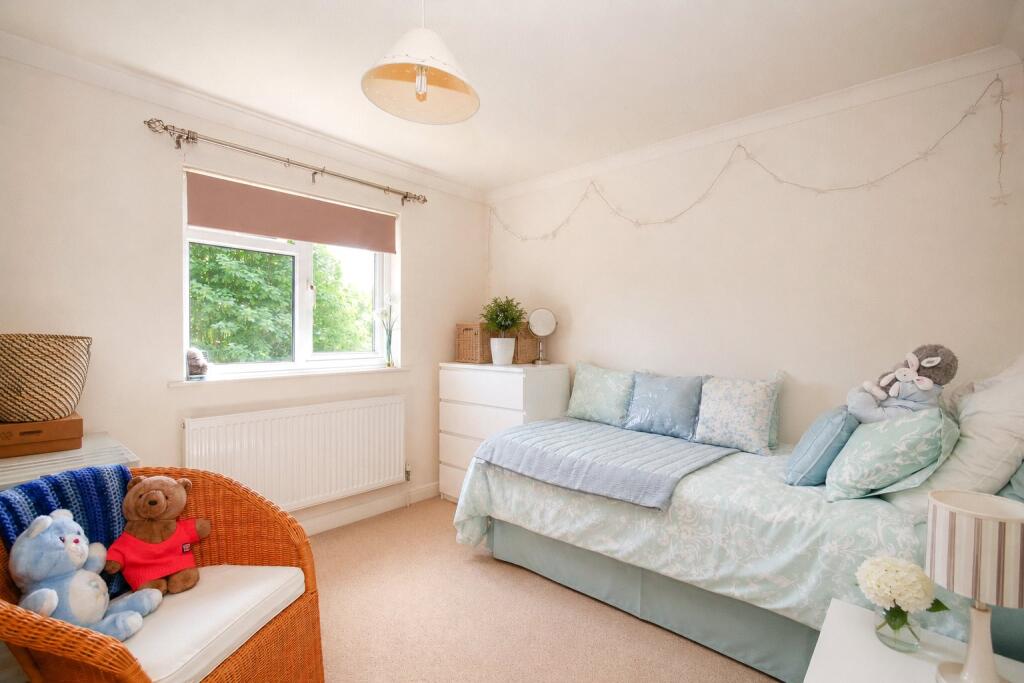 St. James Road, Baildon, Shipley, West Yorkshire, BD17 - More
