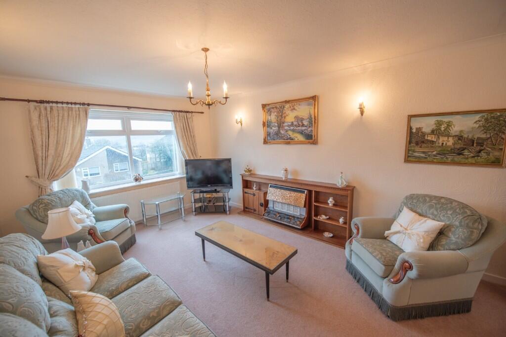 9 Bradley Avenue, Silsden BD20 9LT photo 4