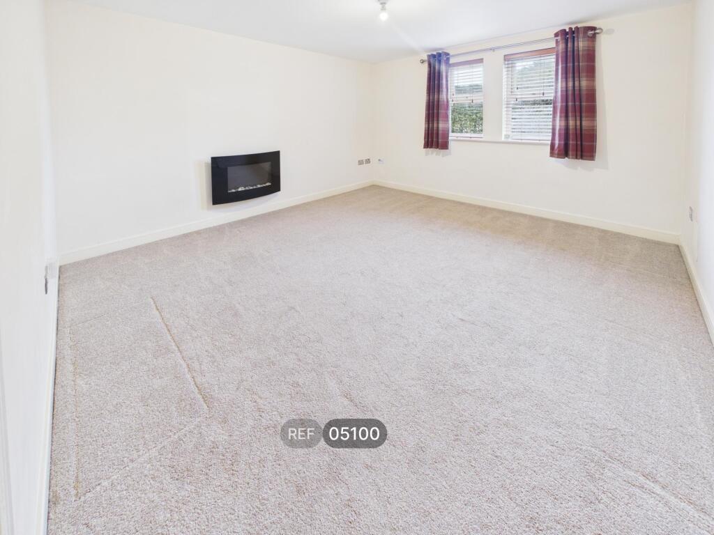 Apartment in Leeds - View 3