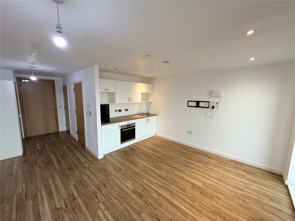 Main image of property: Michigan Point Tower, 11 Michigan Avenue, Salford, Greater Manchester, M50