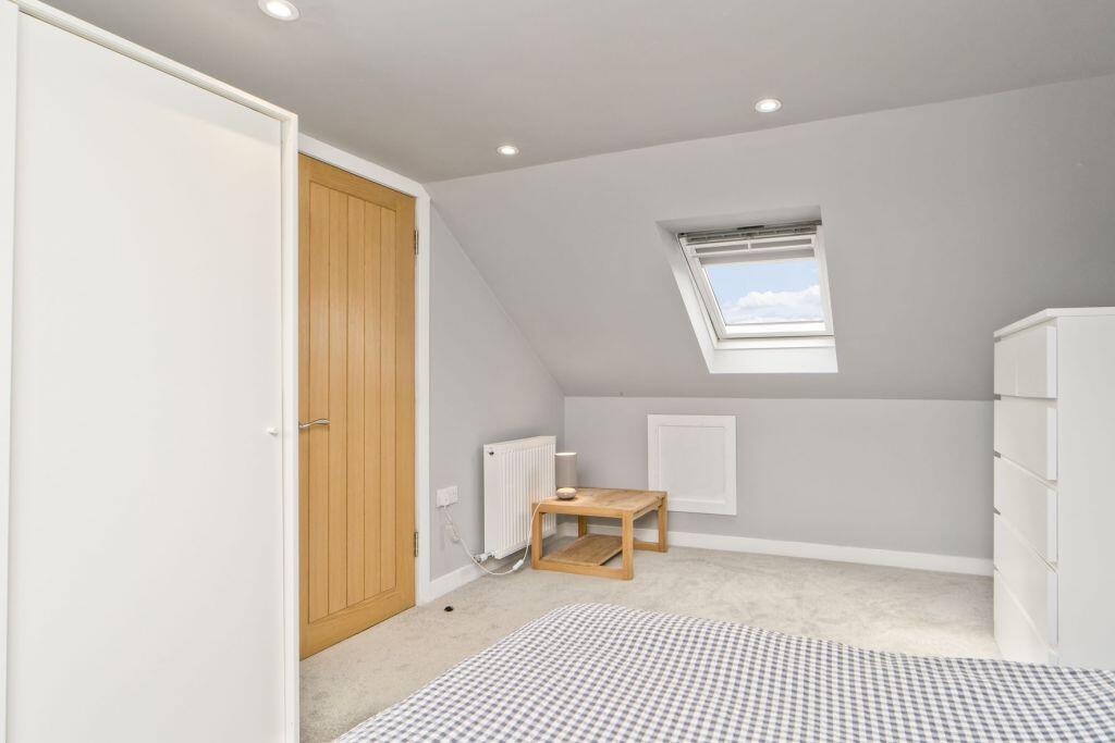 Apartment in Edinburgh - View 5