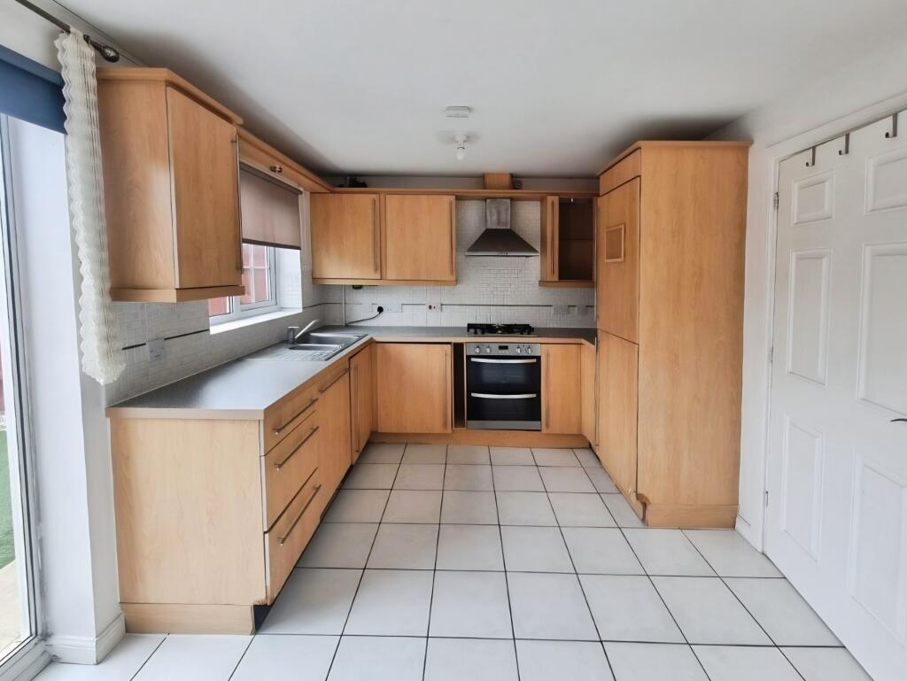 House in Ipswich, Grange Farm, Kesgrave - View 5